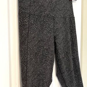 Tuff cropped leggings